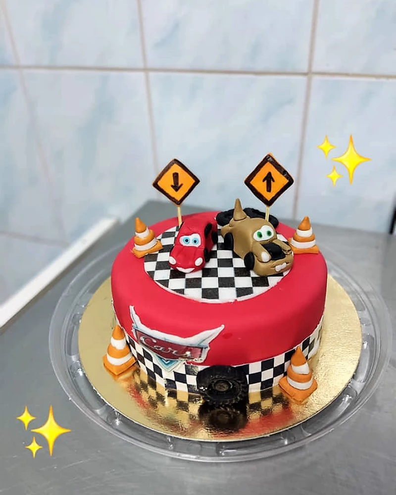 Tortas Žaibas Makvynas