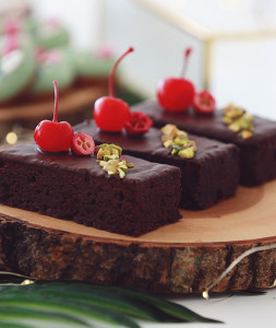 Brownie šokoladiniai pyragaičiai