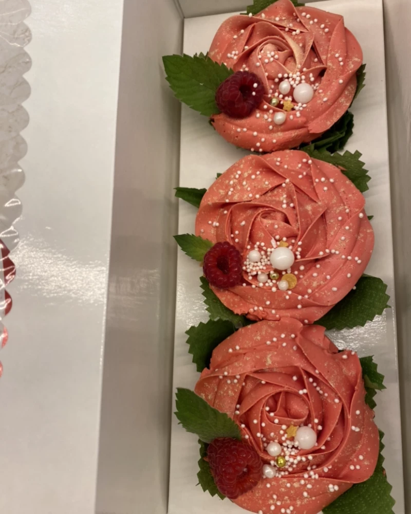 Keksiukų dėžutė 3vnt.