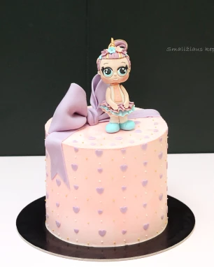 Tortas "Lėlytės LOL"