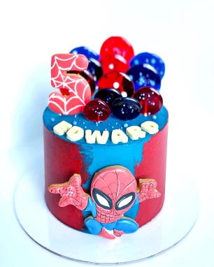 Biskvitinis tortas "Žmogus voras/Spider-man"