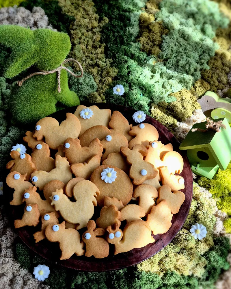 Sviestiniai velykiniai sausainiai MOČIUTĖ