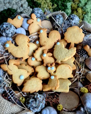 Sviestiniai velykiniai sausainiai MOČIUTĖ