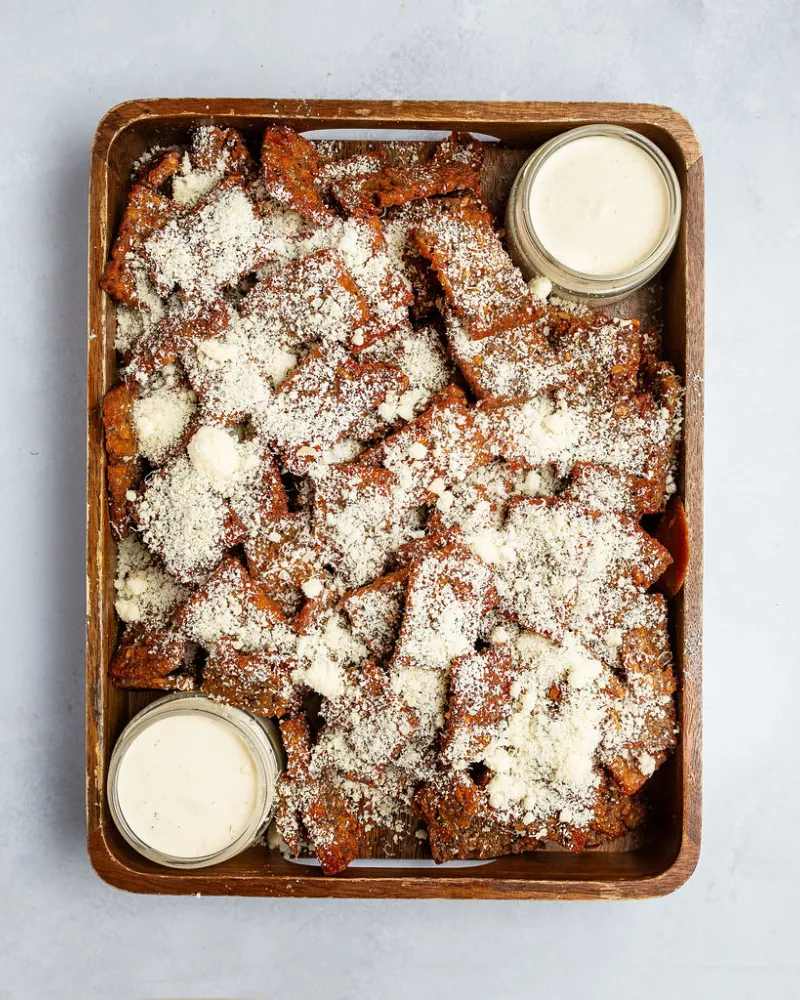 Naminė kepta grūdėta duona