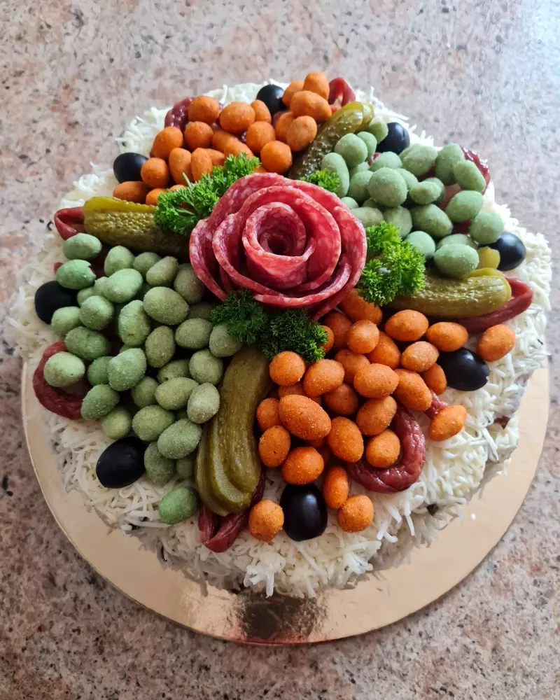 Keptos duonos tortas