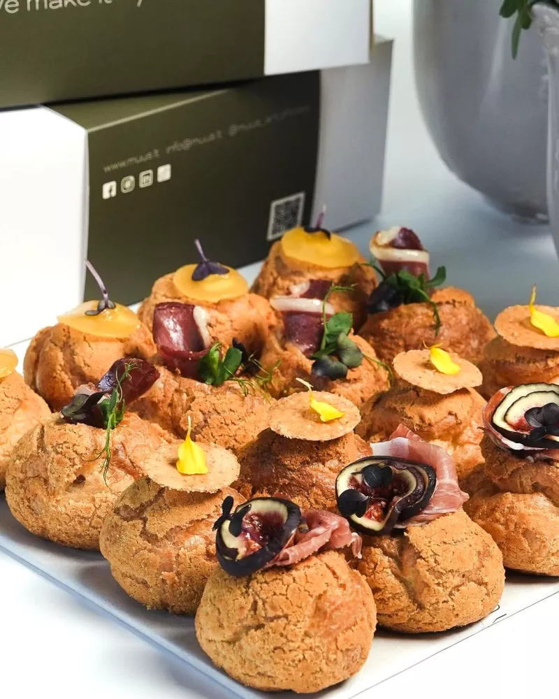 Prancūziški Choux  (užkandžiai), 16 vnt.