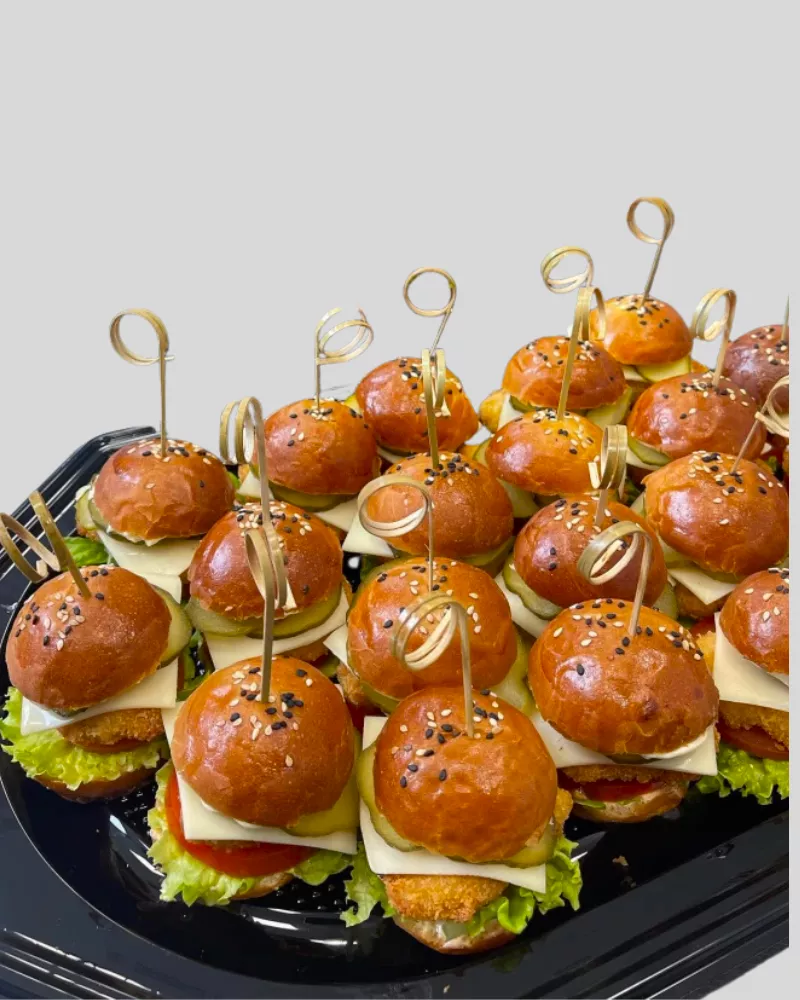 Mini burgeriai su vištiena