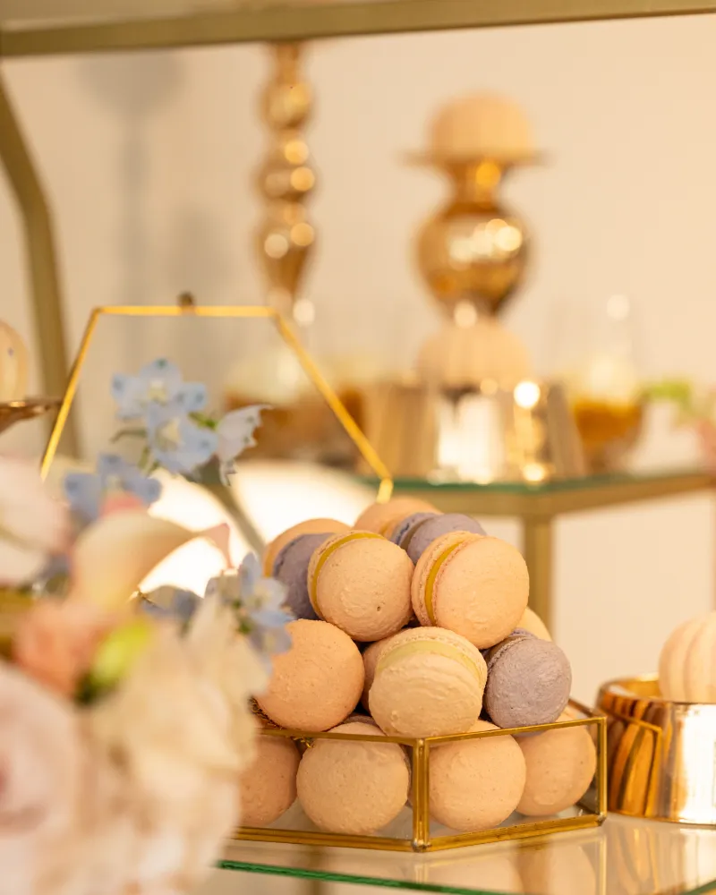 Šventinis Saldus stalas jubiliejui/vestuvėms/krikštynoms