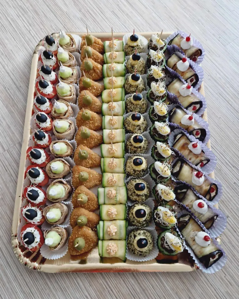 Šaltų užkandžių rinkinys, 70 vnt.