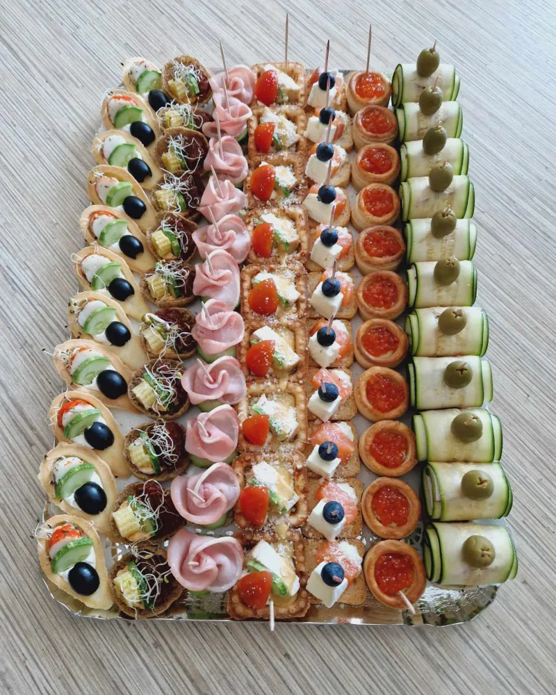 Šaltų užkandžių rinkinys, 70 vnt.