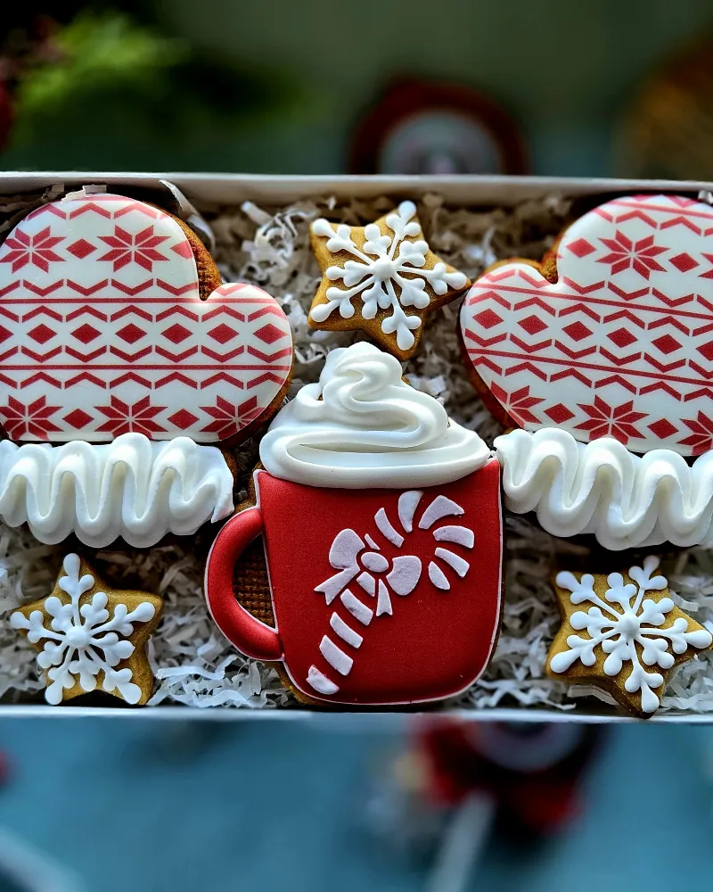 Dekoruotų sausainių rinkinys "Šiltos pirštinės" Nr, 1