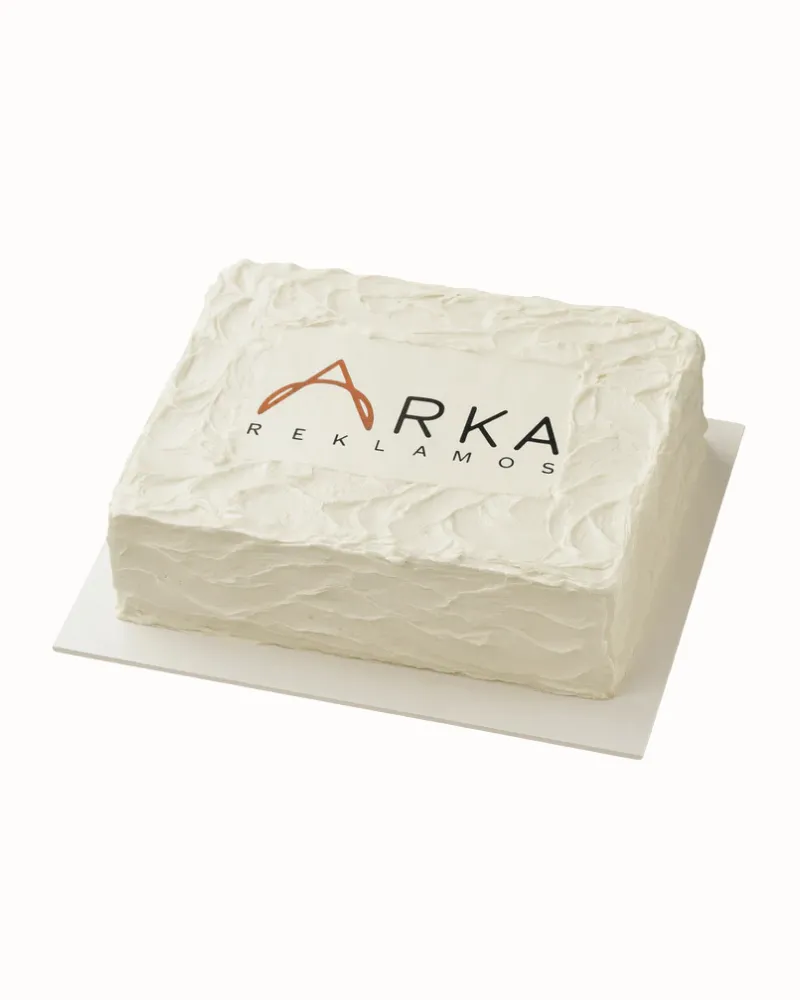 Tortas su logotipu ir grietinėlės aptepimu