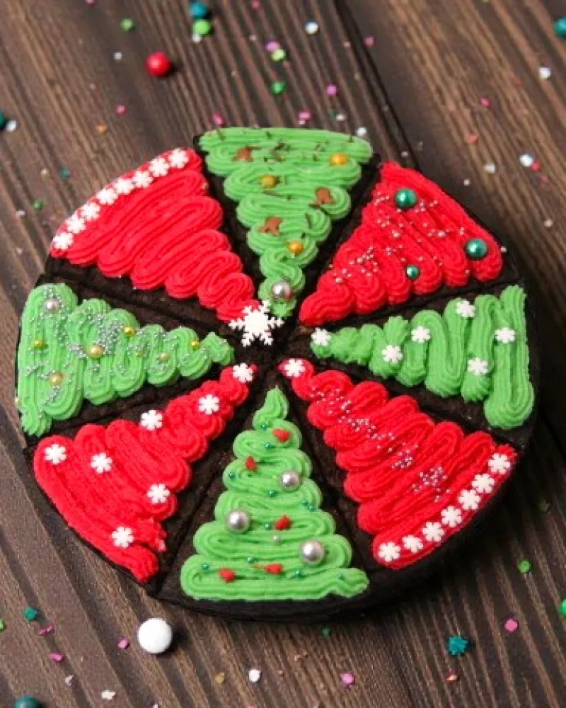 Šventinis brownis (23 cm)