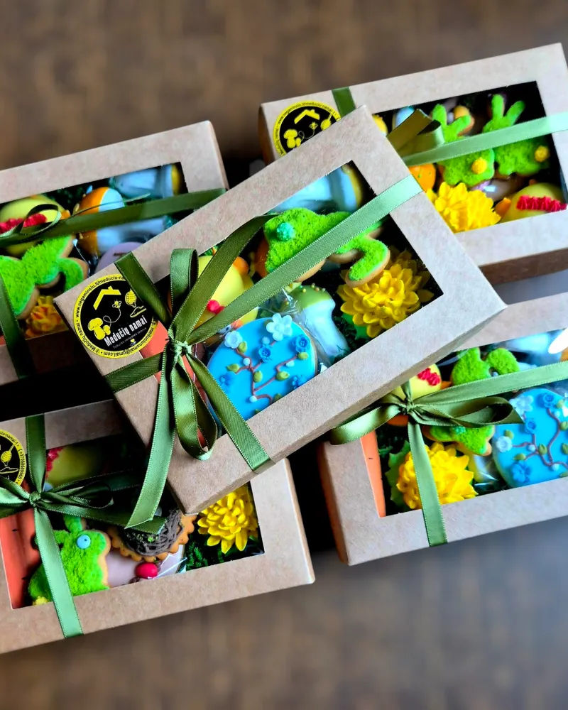 MINI meduolinė dovanėlė dėžutėje VELYKIS