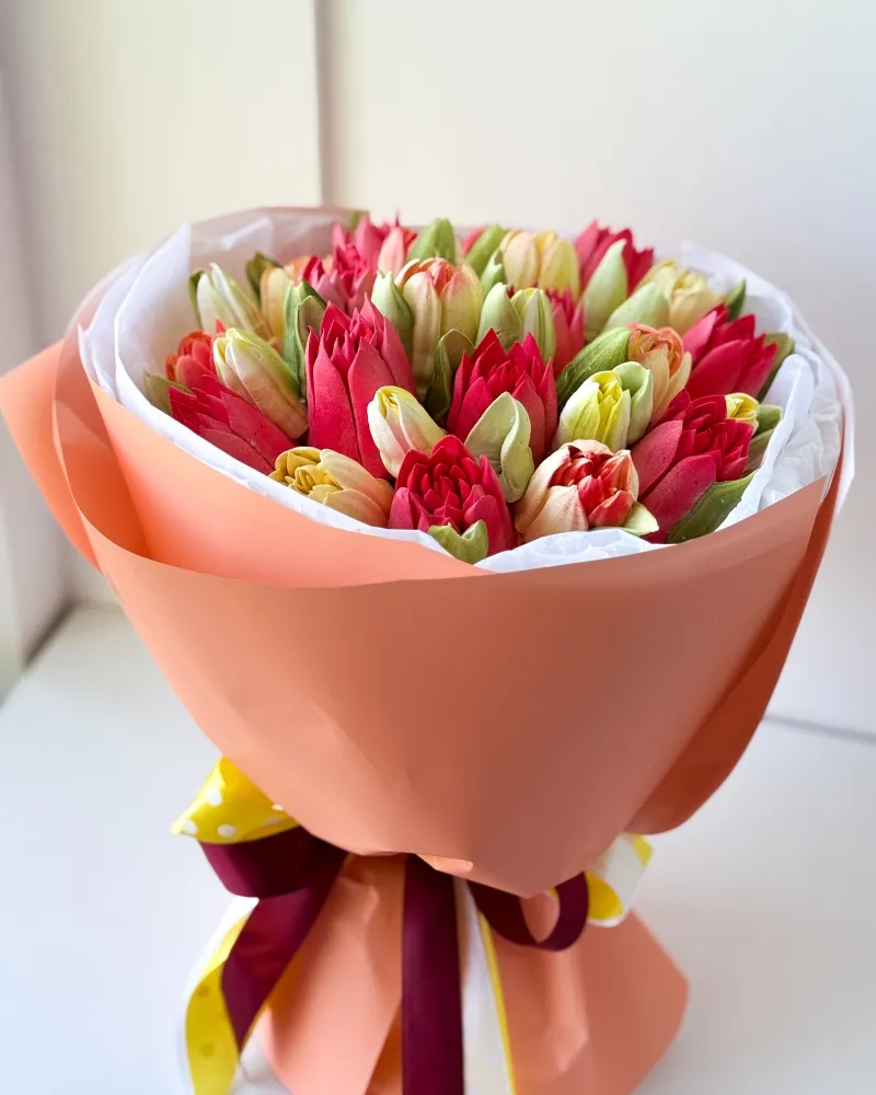 Zefyrinių tulpių valgoma puokštė, 20 vnt