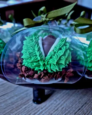 Stalo meduolis - dovana svečiui KAŠTONAS