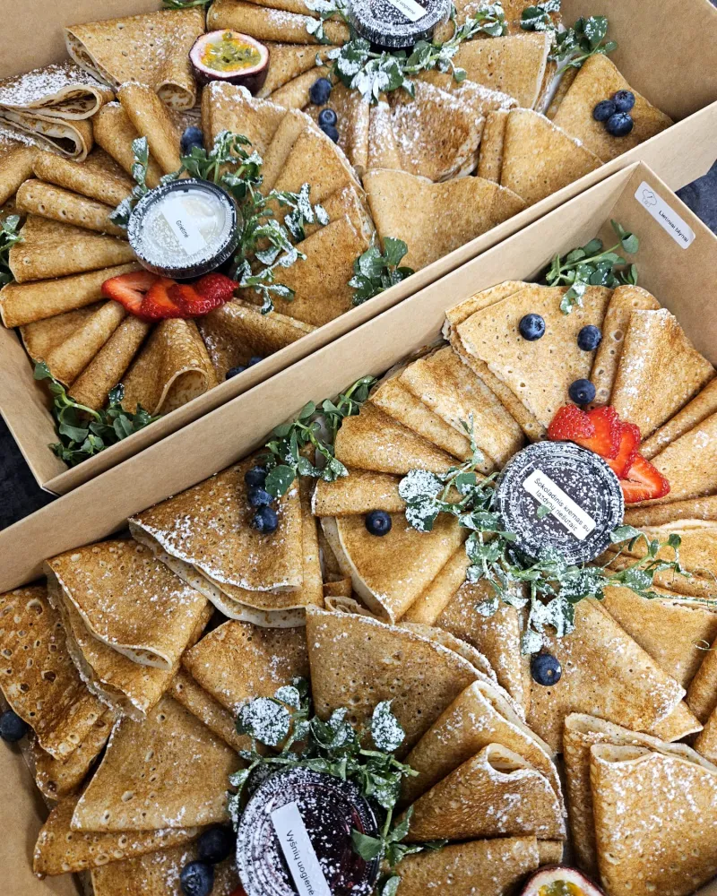 Rankų darbo lietinių blynų rinkinys "Gausios Užgavėnės"