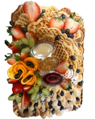 Blynelių ir vaisių  asorti