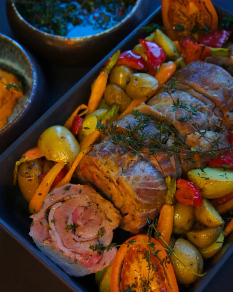 Porketa su rūkyta itališka pažande „Guanciale“ (4–6 asmenims)