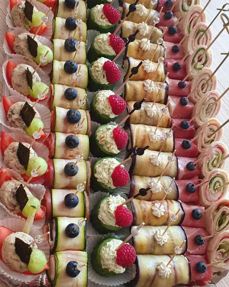 Šaltų užkandžių rinkinys, 70 vnt.