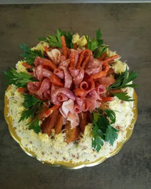 Keptos duonos tortas