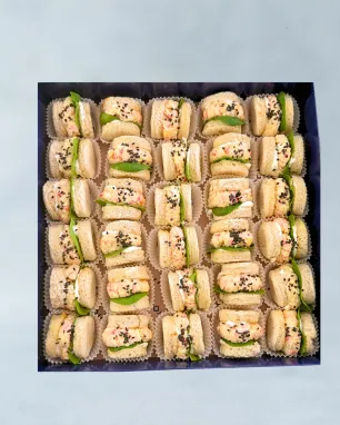 Mini sumuštinukai su surimi krabų mėsa,  30 vnt.