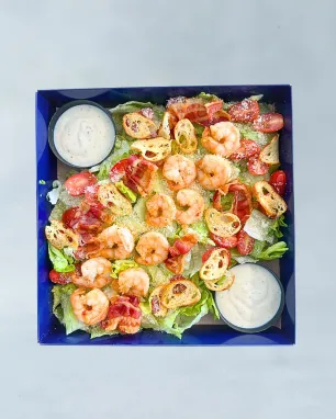 Cezario salotos su krevetėmis (4-6 asm.)