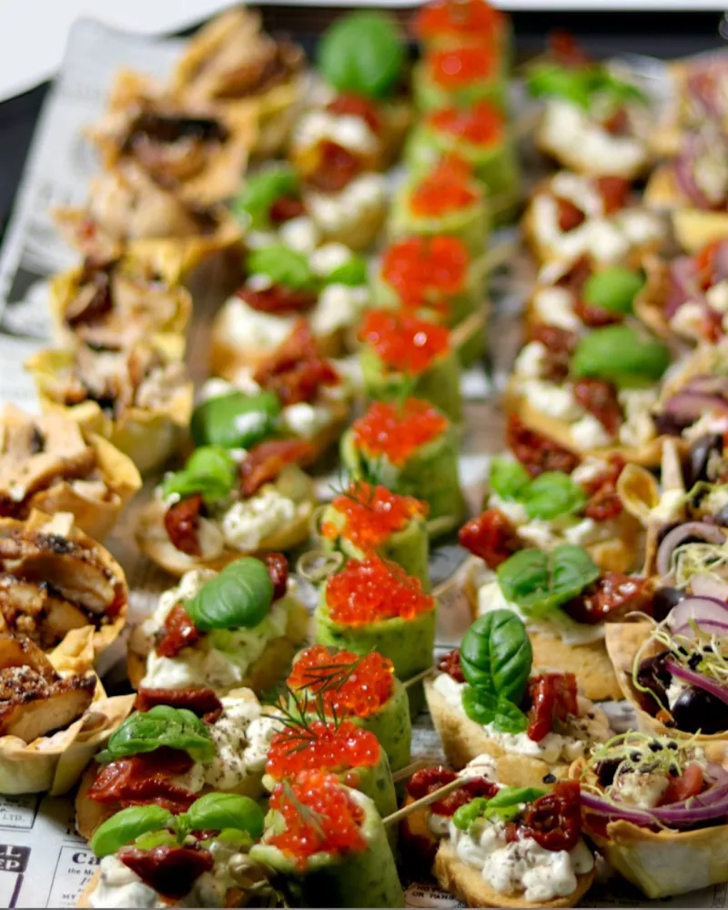 Vieno kąsnio užkandžių rinkinys,  44 vnt.