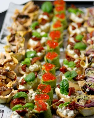 Vieno kąsnio užkandžių rinkinys,  44 vnt.