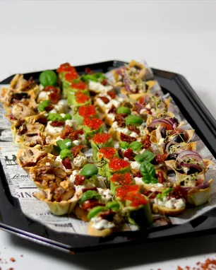 Vieno kąsnio užkandžių rinkinys,  44 vnt.