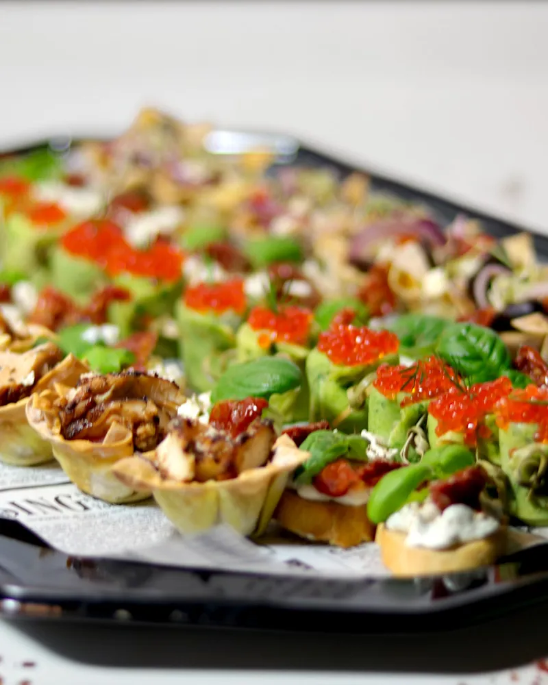 Vieno kąsnio užkandžių rinkinys,  44 vnt.