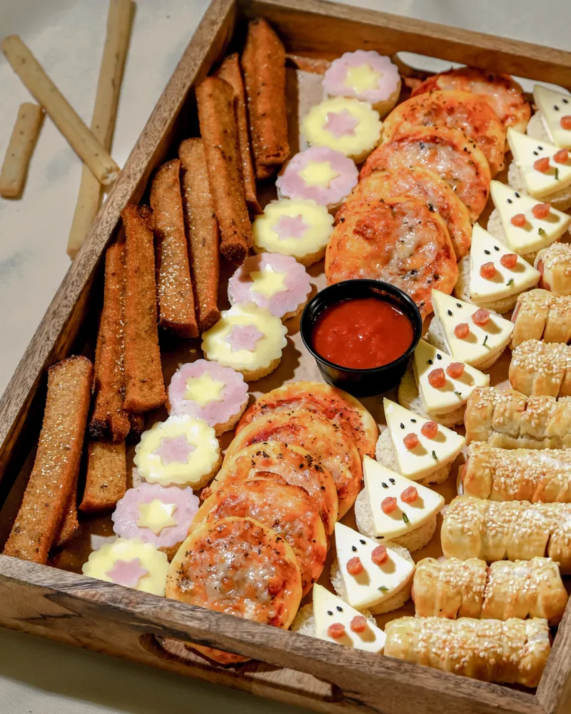 Užkandžiai VAIKAMS II SU KEPTA DUONA, 50 vnt.