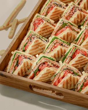 CLUB SANDWICH sumuštiniai su kumpiu ir sūriu, 20 vnt.