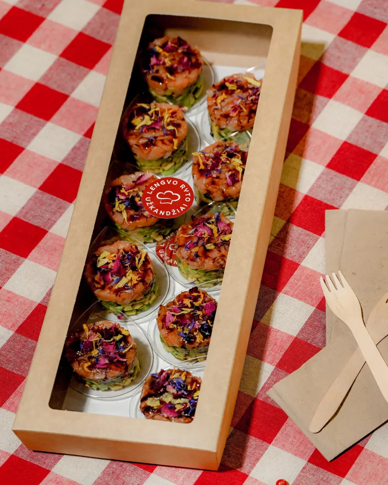 RŪKYTOS LAŠIŠOS TARTARAS, 10 vnt.