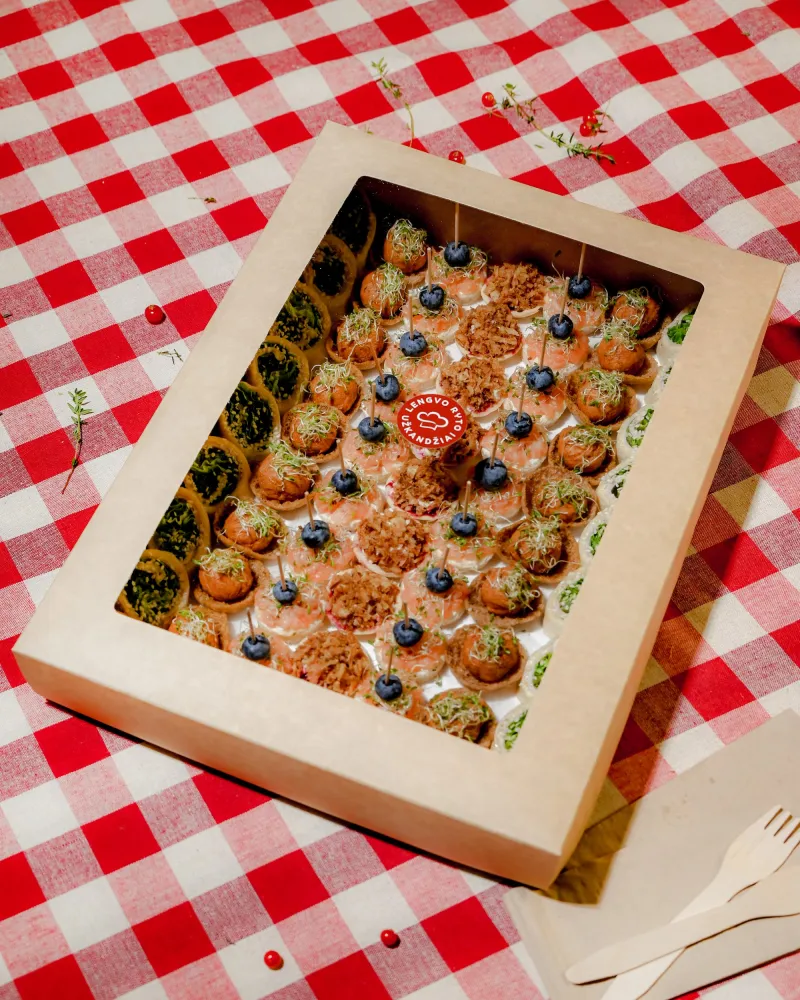 POPULIARUS vieno kąsnio užkandžių rinkinys, 69 vnt.