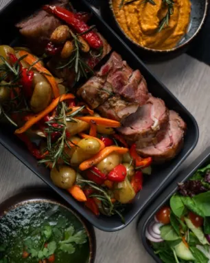 Porketa su rūkyta itališka pažande „Guanciale“ (4–6 asmenims)