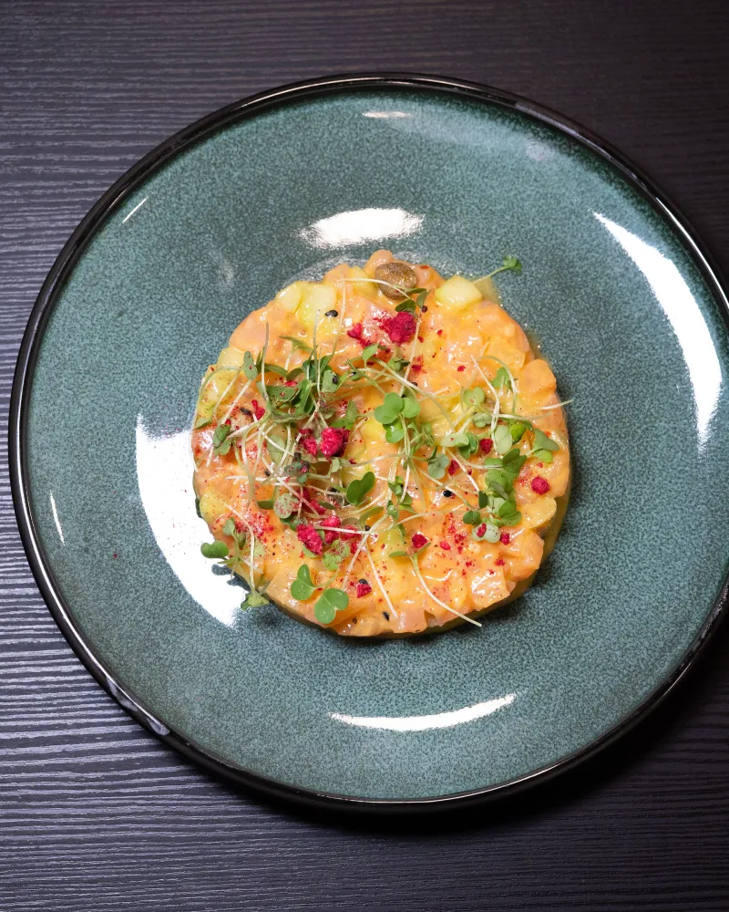 Lengvai sūdytos lašišos kapotinis, 250 g