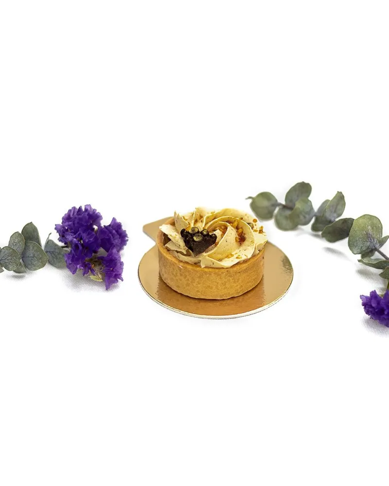 Mini tartaletė su riešutiniu kremu