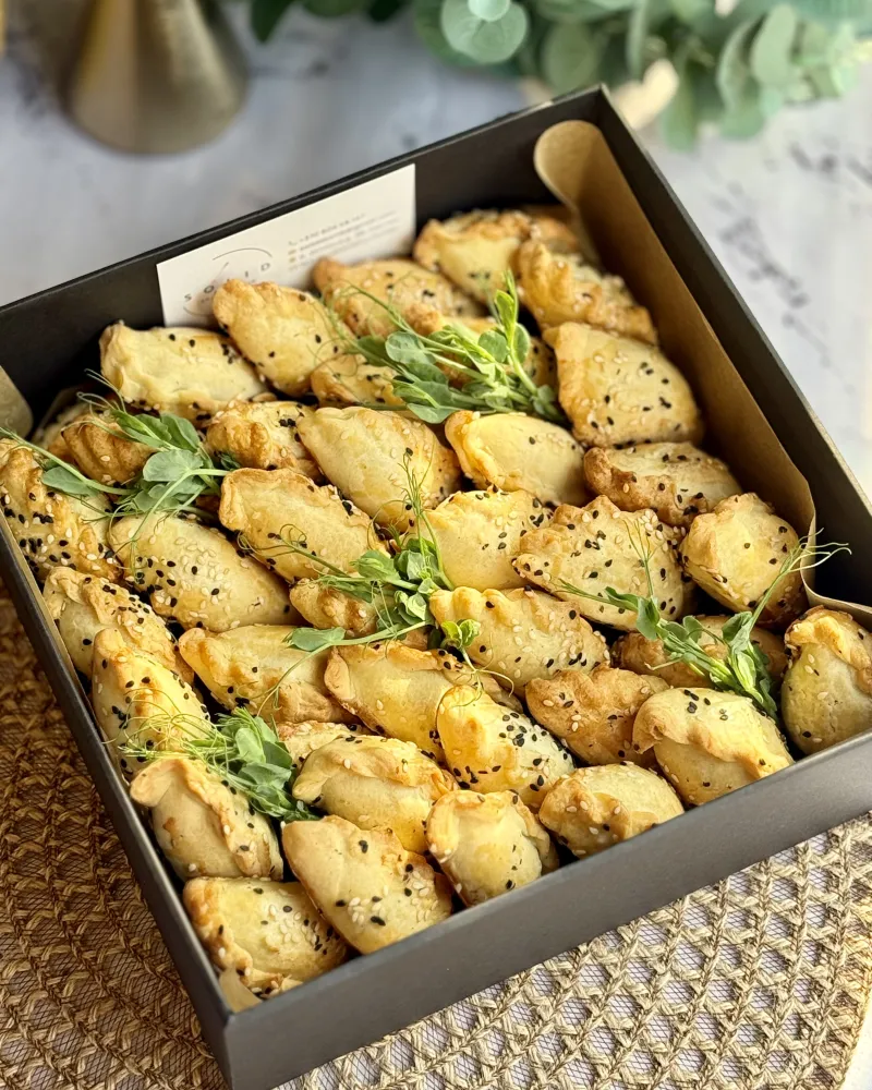 Mini kibinai su kiauliena