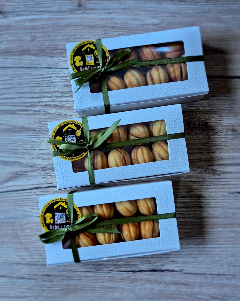 Mini dovanėlė RIEŠUTĖLIAI