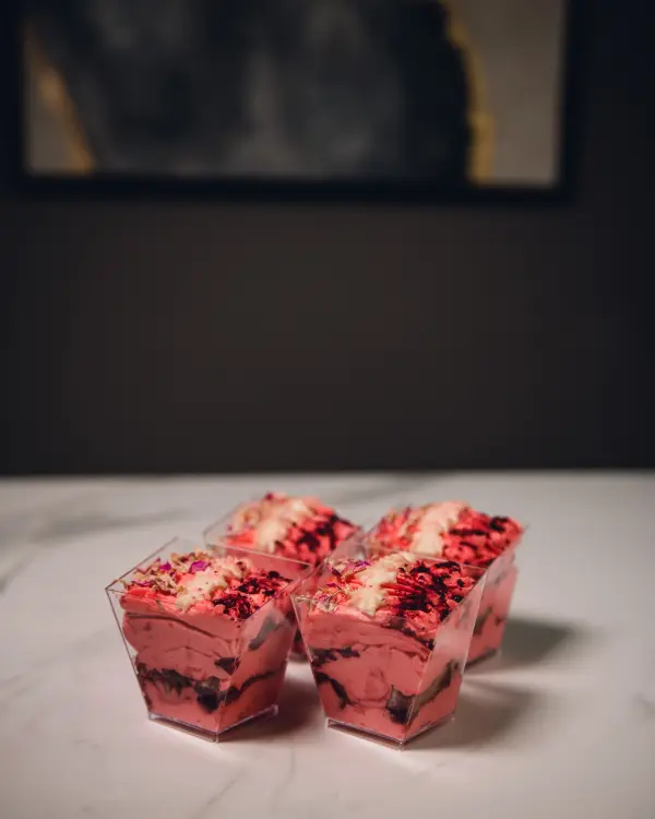 Tiramisu „Uogų nuotaika“ indelyje, ~160 g