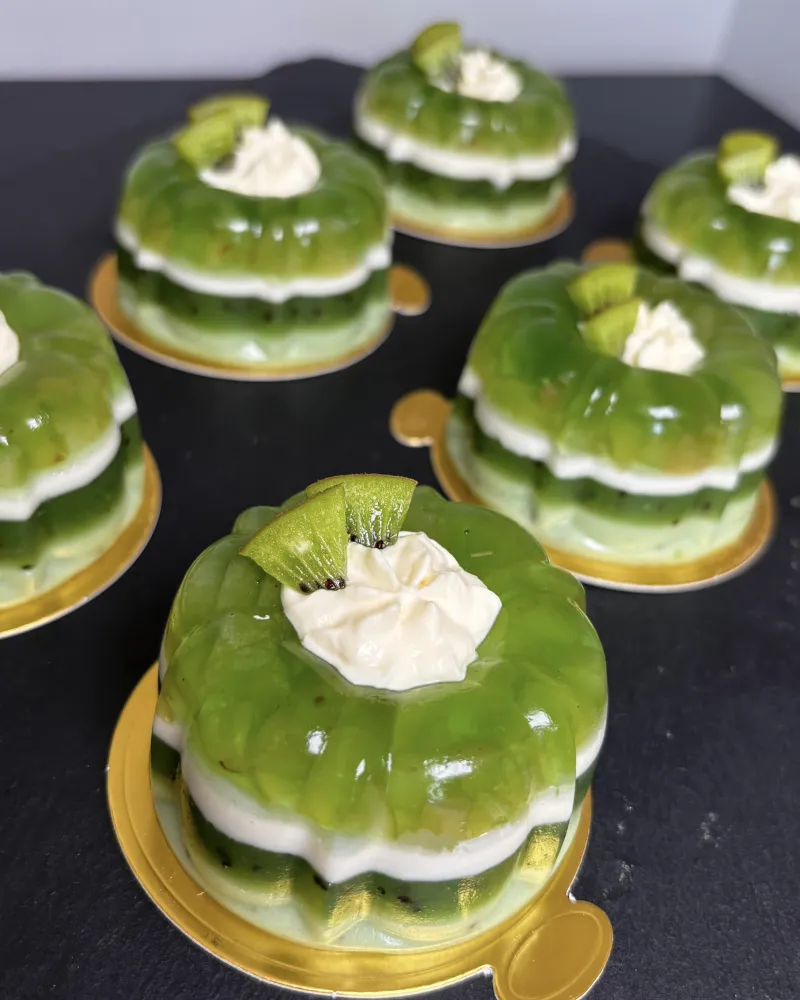 ŽELIUKAS vaisių ir uogų desertas, ~120 g