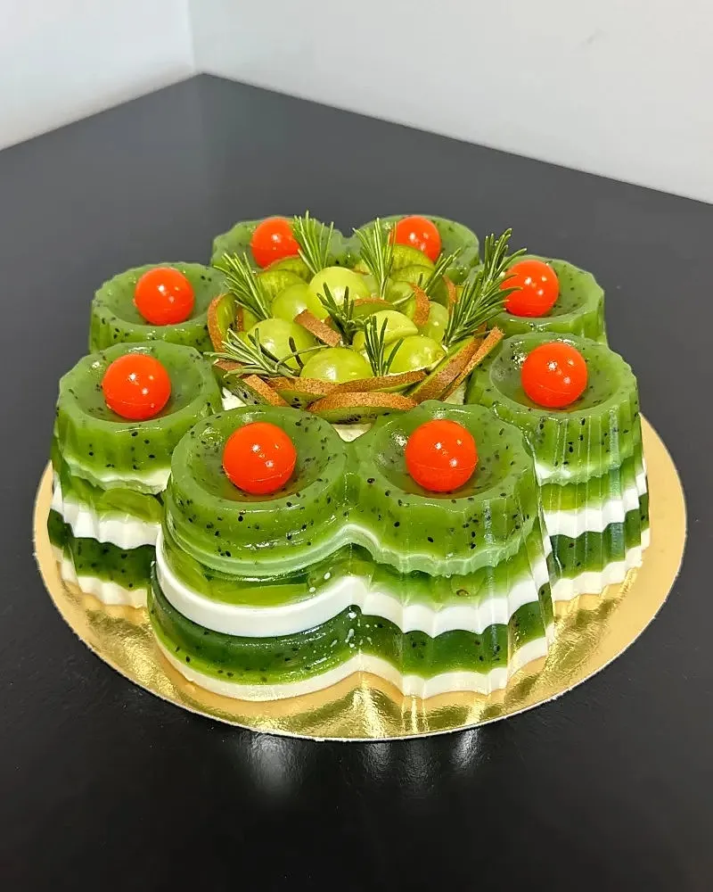 Natūralus želė tortas su vaisiais ir uogomis ŽALGIRIS, ~2 kg