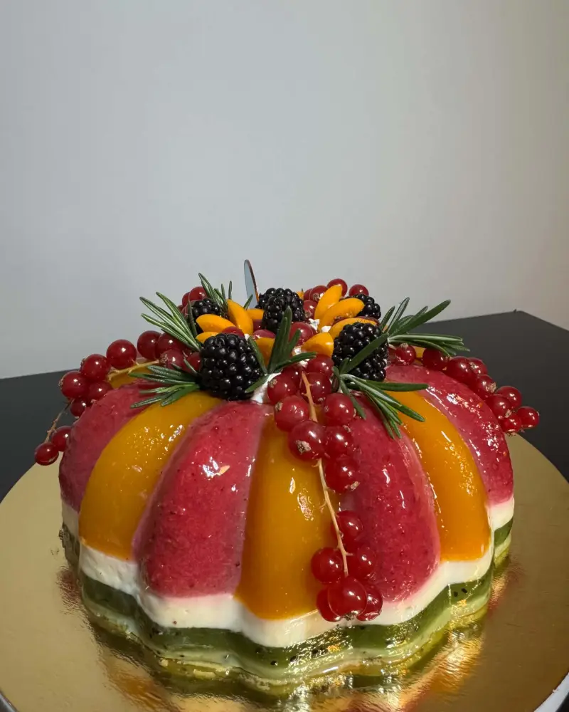 Natūralus želė tortas su vaisiais ir uogomis UNO, ~2 kg