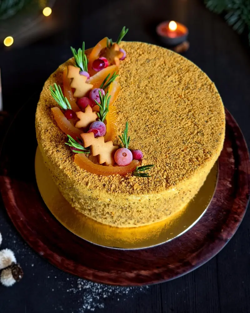 Šventinis lakštinis medaus tortas APELSINAS IR SPANGUOLĖ
