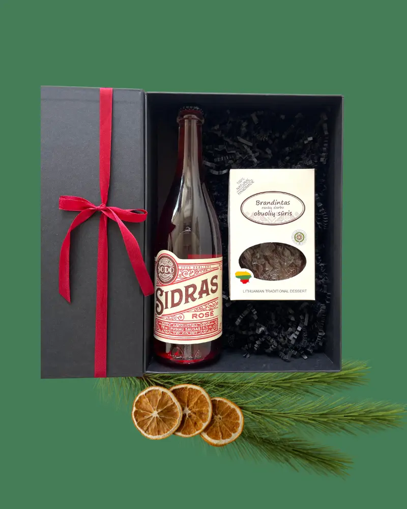 Kalėdinė dovana "Gruodžio sodas" - žiemos sidras ir rankų darbo obuolių sūris, (nuo 20 vnt.)