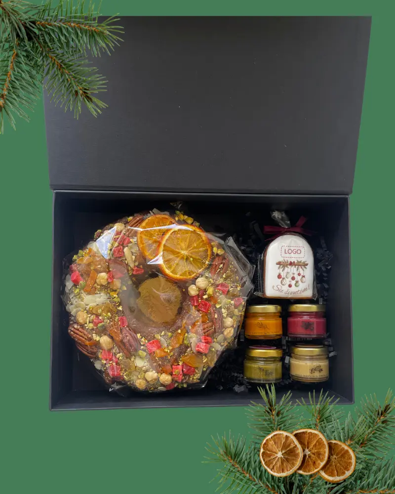 Brandintas Kalėdinis pyragas "DELUXE"