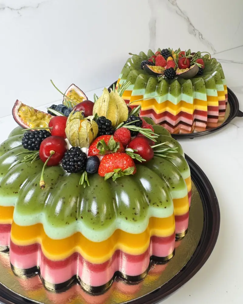 Natūralus želė tortas su vaisiais ir uogomis LOTUSAS, ~2,8 kg