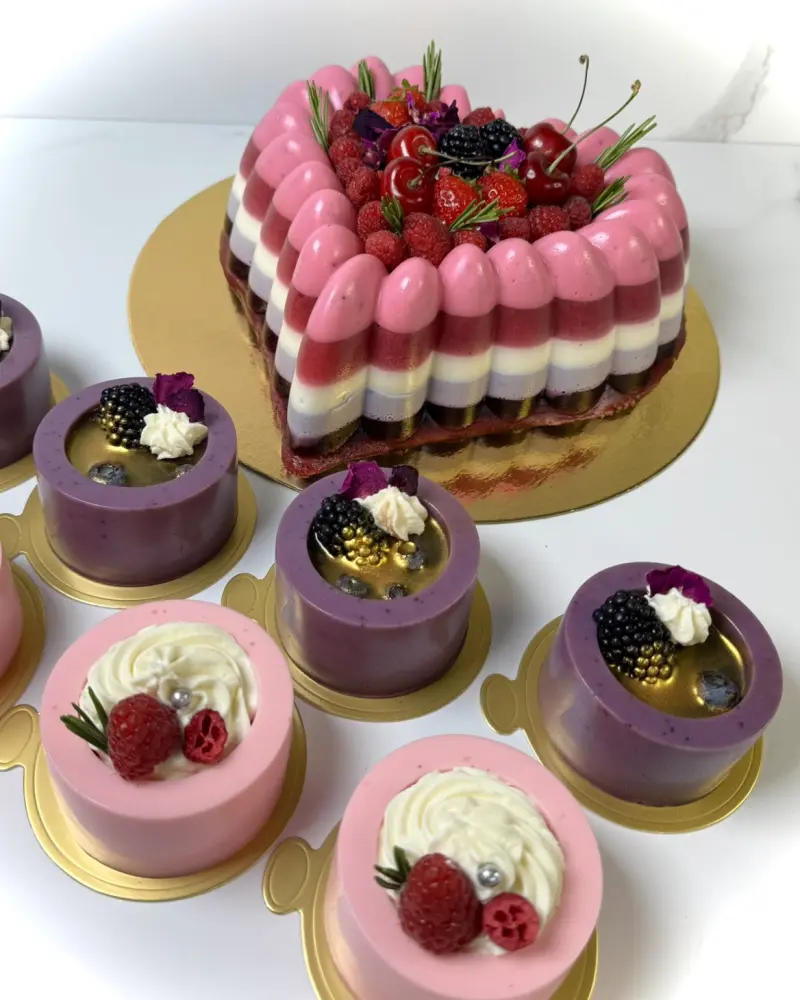 Želė tortas su vaisiais ir uogomis ŠIRDIS, 2,8 kg