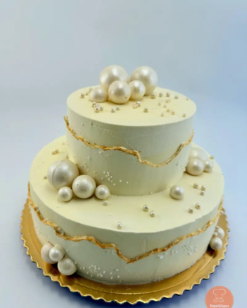 Proginis dviejų aukštų tortas